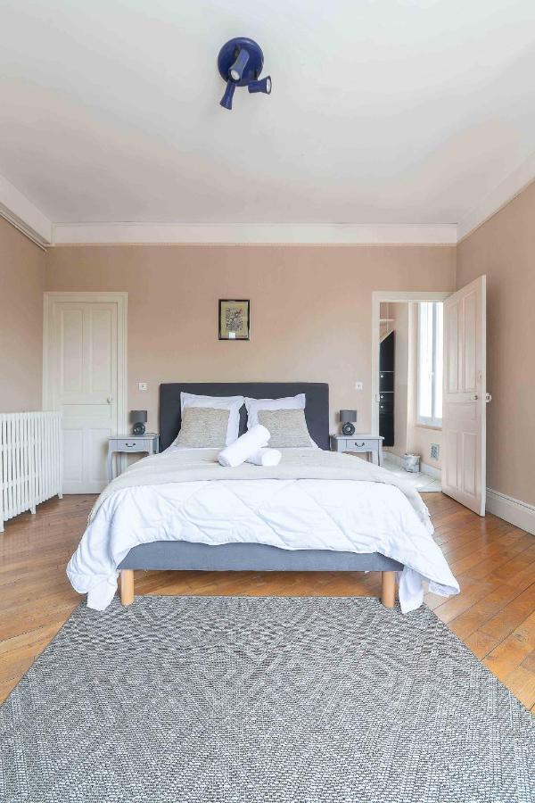 Le Rue Neuve - Appartement Calme Et Lumineux فيشي المظهر الخارجي الصورة