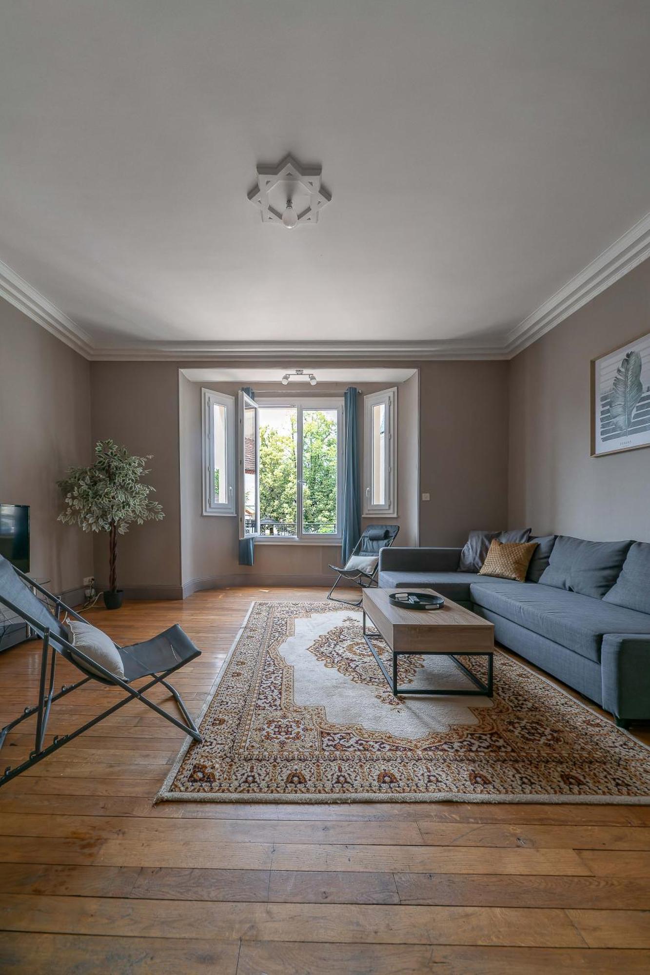 Le Rue Neuve - Appartement Calme Et Lumineux فيشي المظهر الخارجي الصورة